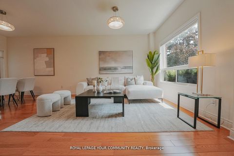 Photo 1 at 550 Greig Circle, College Manor, Newmarket