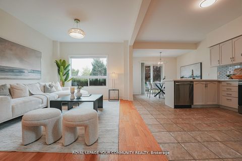 Photo 7 at 550 Greig Circle, College Manor, Newmarket