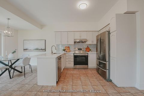 Photo 13 at 550 Greig Circle, College Manor, Newmarket