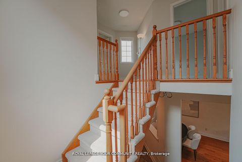 Photo 24 at 550 Greig Circle, College Manor, Newmarket