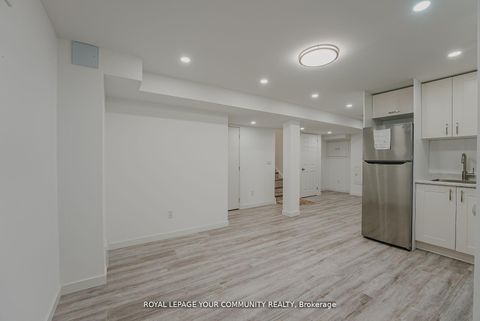 Photo 38 at 550 Greig Circle, College Manor, Newmarket