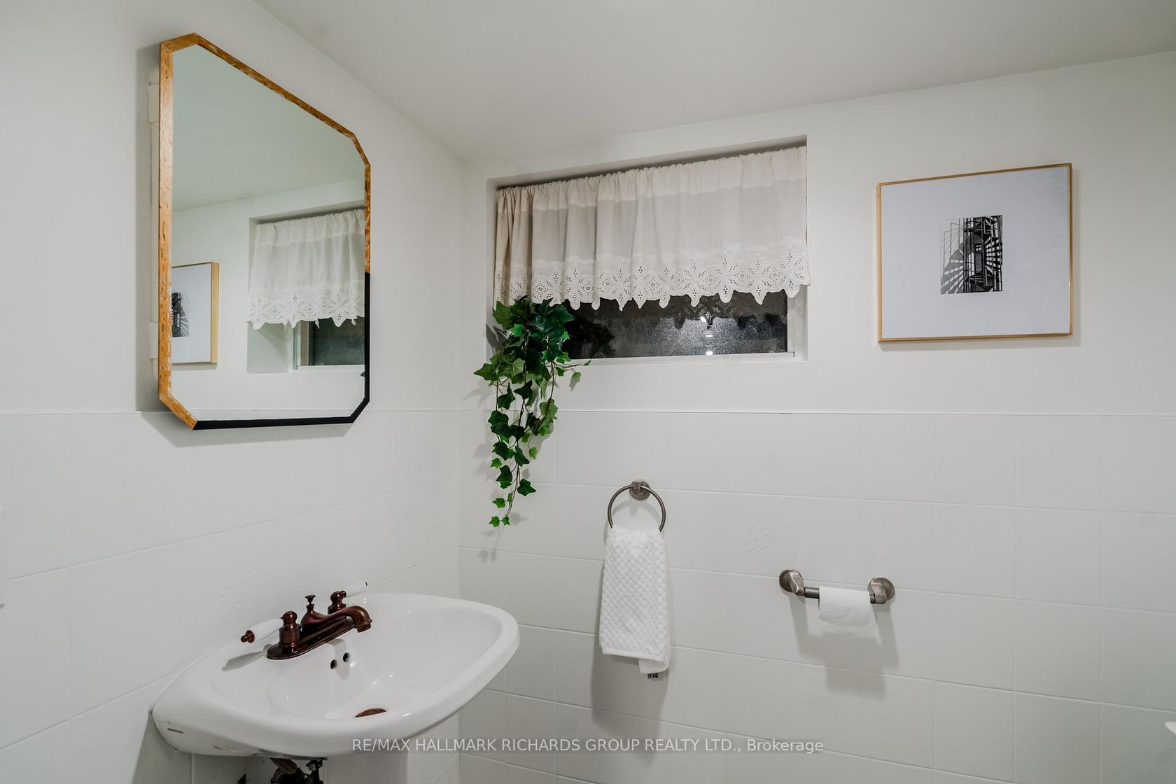 Photo 19 at 241 Glebemount Avenue, East York, Toronto Photo 19 at 241 Glebemount Avenue, East York, Toronto