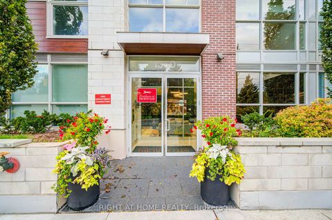 Photo 3 at Th03 - 1350 Kingston Road, Cliffside, Toronto