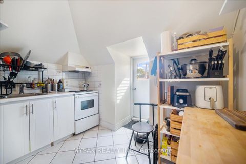 Photo 14 at 137 Annette Street, Junction Area, Toronto