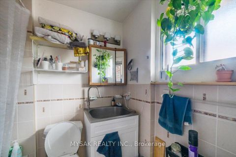 Photo 15 at 137 Annette Street, Junction Area, Toronto