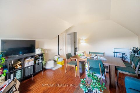 Photo 21 at 137 Annette Street, Junction Area, Toronto