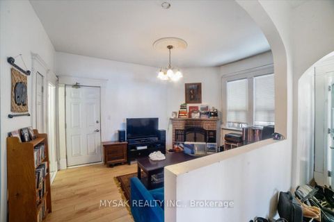 Photo 23 at 137 Annette Street, Junction Area, Toronto