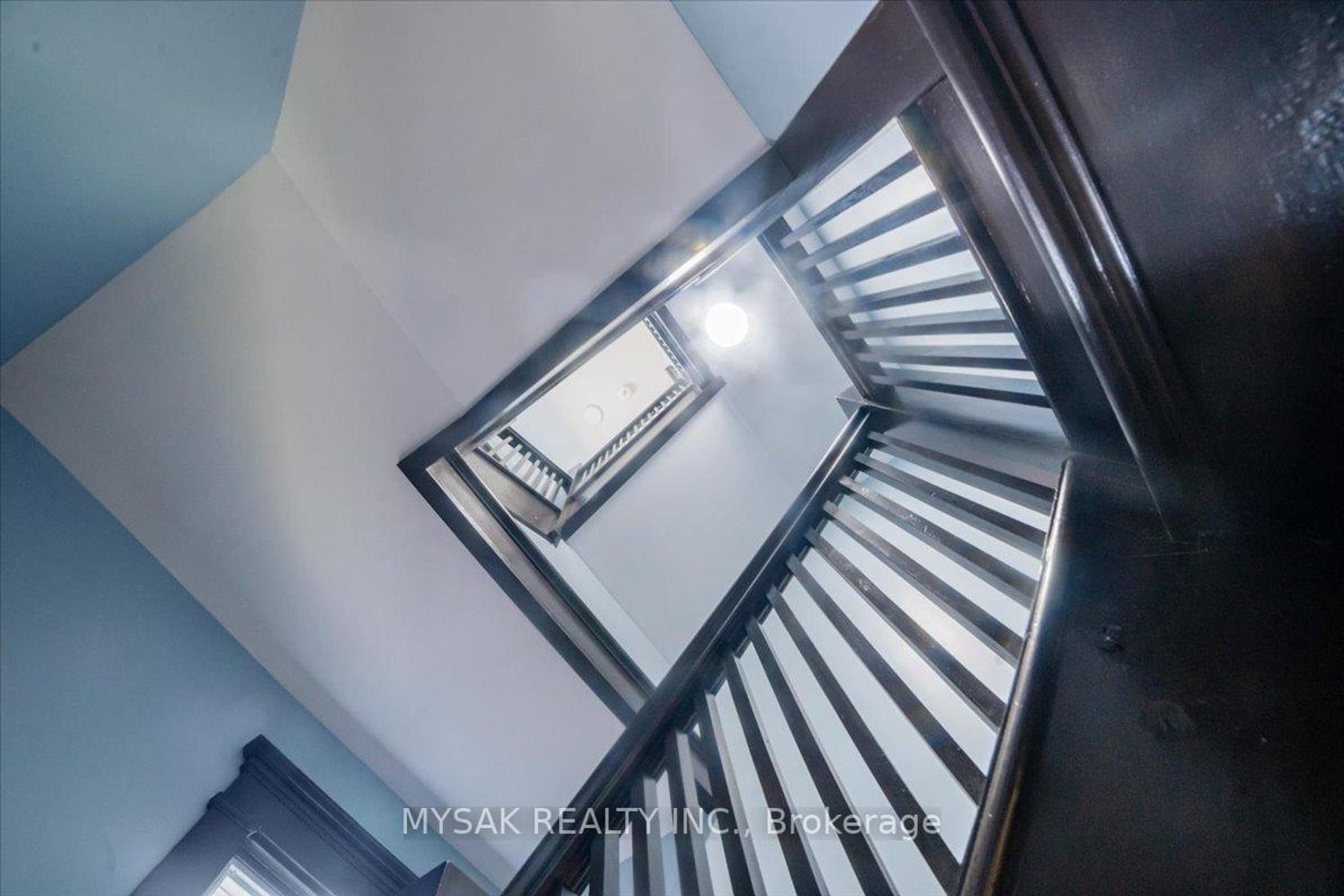 Photo 7 at 137 Annette Street, Junction Area, Toronto Photo 7 at 137 Annette Street, Junction Area, Toronto