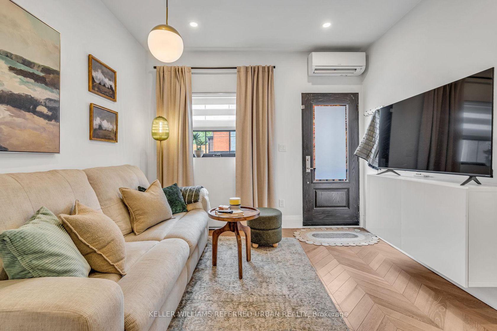 Photo 8 at 98 Mitchell Avenue, Niagara, Toronto Photo 8 at 98 Mitchell Avenue, Niagara, Toronto