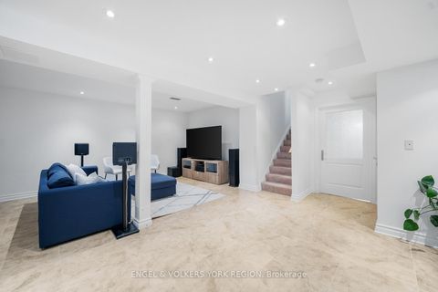 Photo 32 at 2 Fiorentina Avenue, Vellore Village, Vaughan