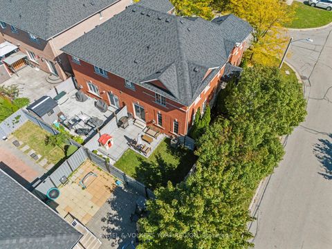 Photo 44 at 2 Fiorentina Avenue, Vellore Village, Vaughan