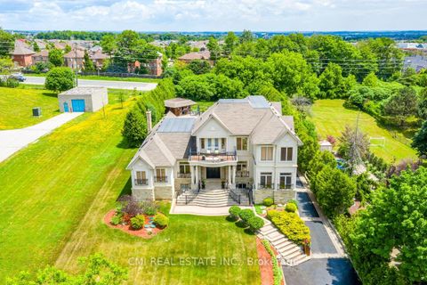 Photo 16 at 776 Woodland Acres Crescent, Rural Vaughan, Vaughan