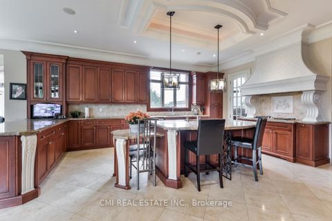 Photo 40 at 776 Woodland Acres Crescent, Rural Vaughan, Vaughan