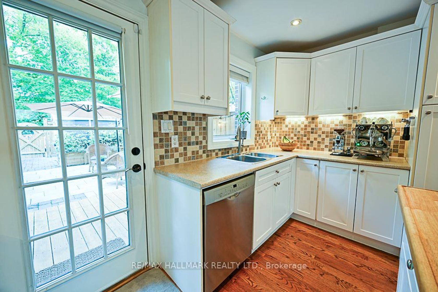 Photo 12 at 3318 Bathurst Street, Lawrence, Toronto Photo 12 at 3318 Bathurst Street, Lawrence, Toronto