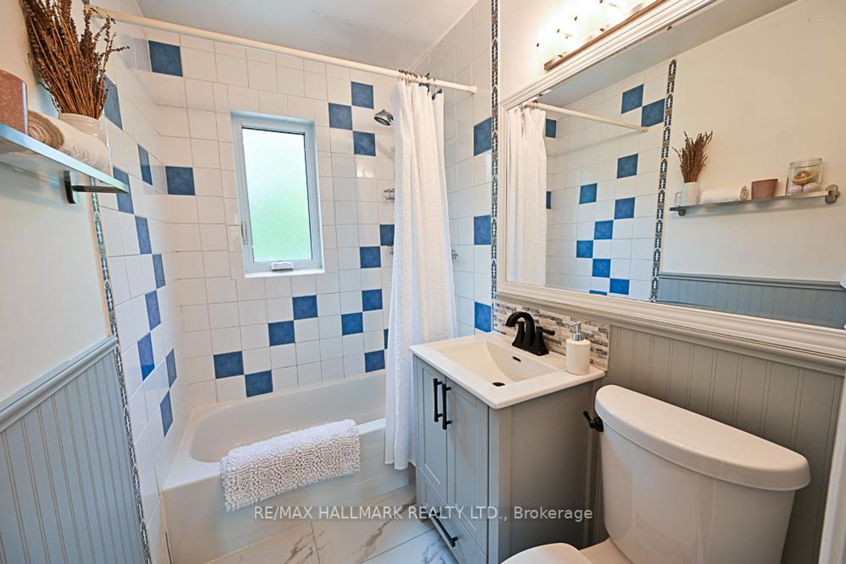 Photo 30 at 3318 Bathurst Street, Lawrence, Toronto Photo 30 at 3318 Bathurst Street, Lawrence, Toronto