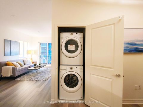 Photo 5 at 403 - 39 Annie Craig Drive, Mimico, Toronto