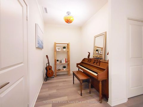 Photo 6 at 403 - 39 Annie Craig Drive, Mimico, Toronto