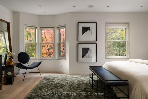 Photo 11 at 109 Hilton Avenue, Casa Loma, Toronto