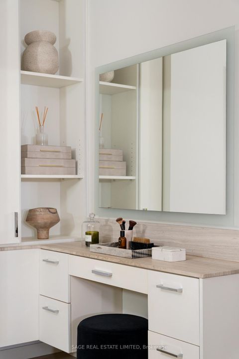 Photo 18 at 109 Hilton Avenue, Casa Loma, Toronto