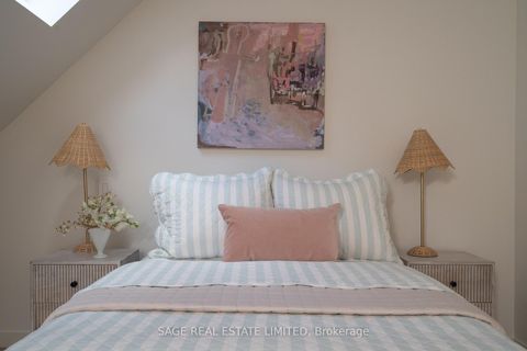 Photo 28 at 109 Hilton Avenue, Casa Loma, Toronto