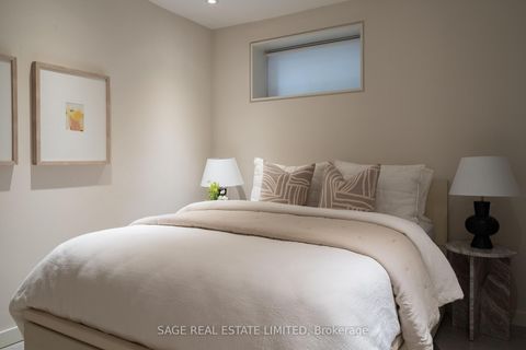 Photo 31 at 109 Hilton Avenue, Casa Loma, Toronto