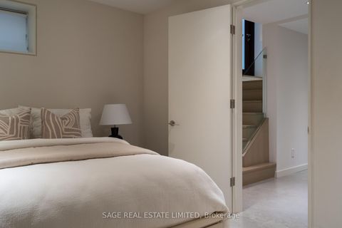 Photo 33 at 109 Hilton Avenue, Casa Loma, Toronto