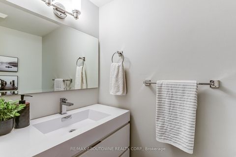 Photo 8 at 6 - 2 Bradbrook Road, City Centre West, Toronto