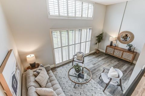 Photo 17 at 6 - 2 Bradbrook Road, City Centre West, Toronto