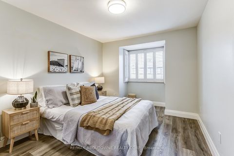 Photo 38 at 6 - 2 Bradbrook Road, City Centre West, Toronto