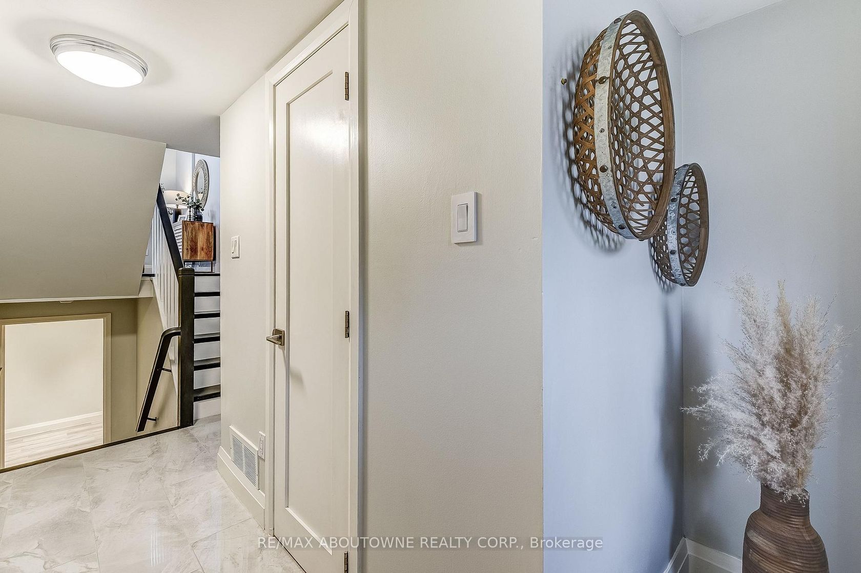 Photo 5 at 6 - 2 Bradbrook Road, City Centre West, Toronto Photo 5 at 6 - 2 Bradbrook Road, City Centre West, Toronto