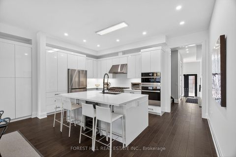 Photo 6 at 107 Hesperus Road, Patterson, Vaughan