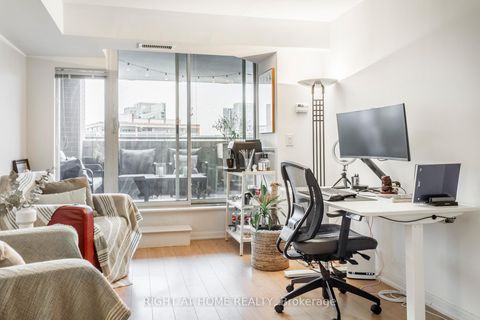 Photo 13 at 214 - 125 Western Battery Road W, Niagara, Toronto