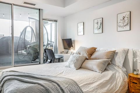 Photo 16 at 214 - 125 Western Battery Road W, Niagara, Toronto