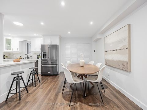 Photo 7 at 12 Leagrove Crescent, Birchmount, Toronto