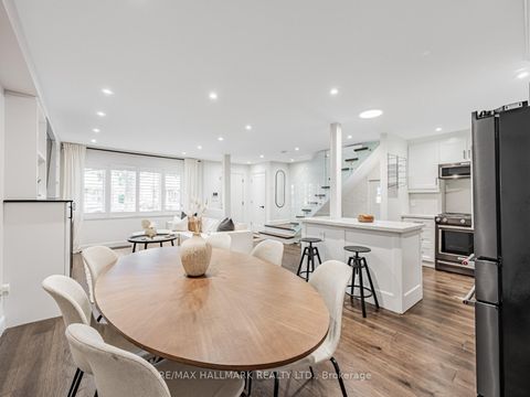 Photo 10 at 12 Leagrove Crescent, Birchmount, Toronto