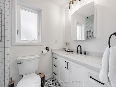 Photo 14 at 12 Leagrove Crescent, Birchmount, Toronto