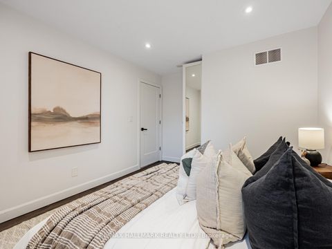 Photo 19 at 12 Leagrove Crescent, Birchmount, Toronto