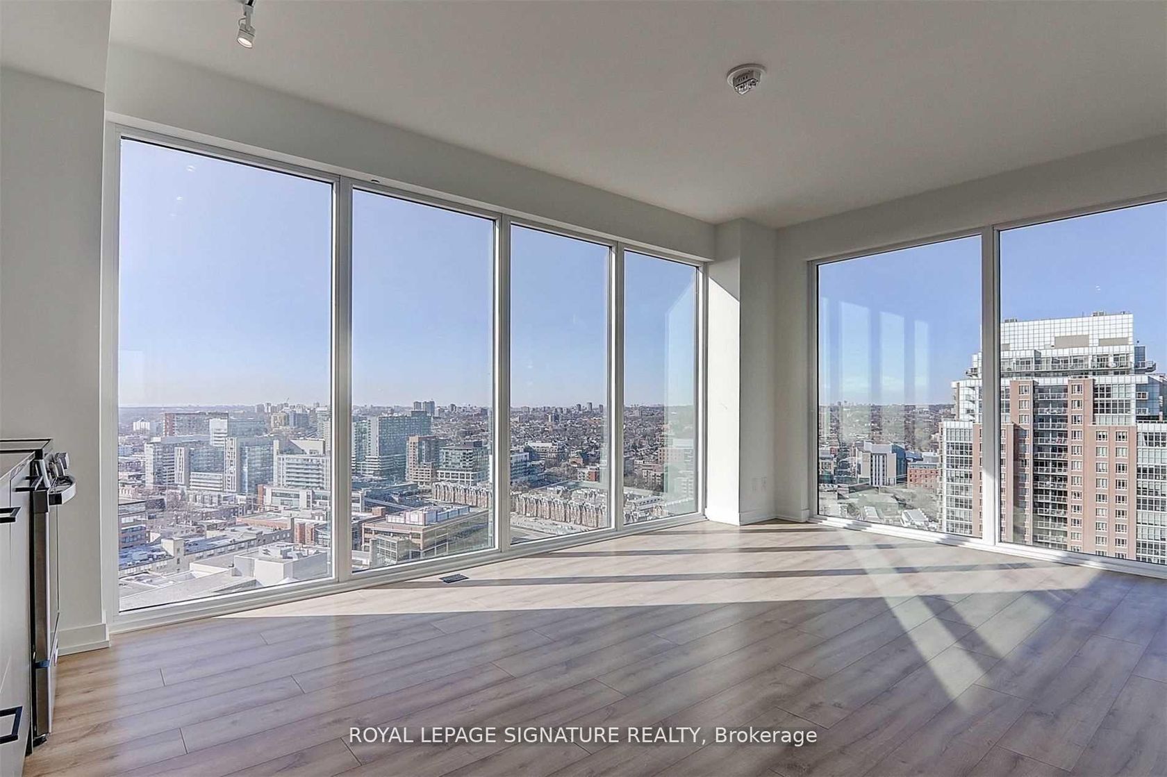 Photo 5 at 1005 - 135 East Liberty Street, Niagara, Toronto Photo 5 at 1005 - 135 East Liberty Street, Niagara, Toronto