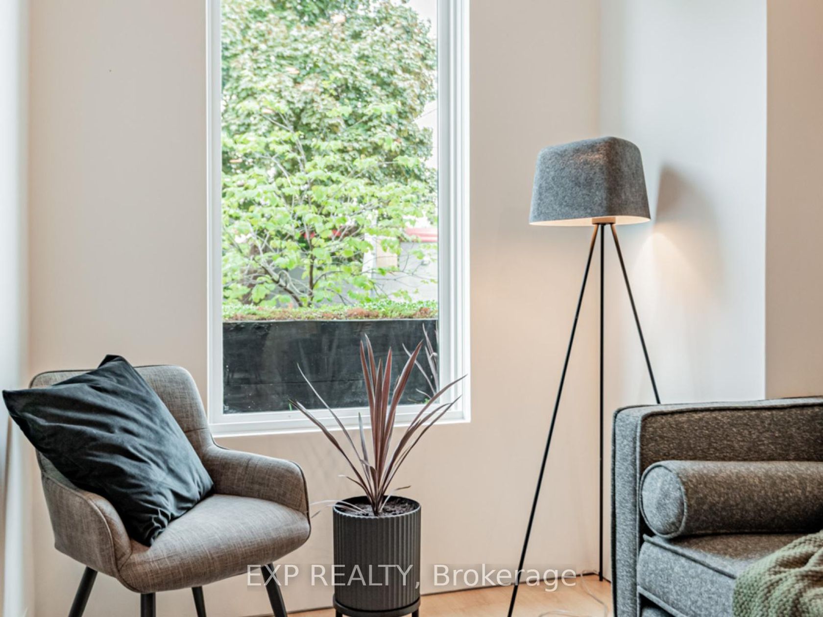 Photo 12 at 44 Massey Street, Niagara, Toronto Photo 12 at 44 Massey Street, Niagara, Toronto