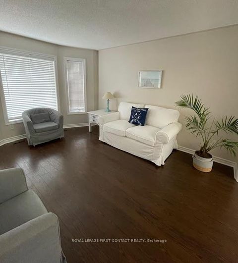 Photo 3 at 26 Kenwell Crescent, Holly, Barrie