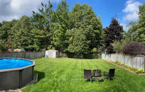 Photo 15 at 26 Kenwell Crescent, Holly, Barrie