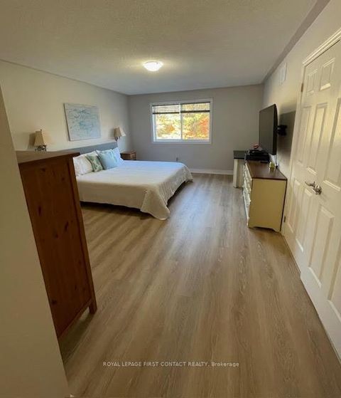 Photo 21 at 26 Kenwell Crescent, Holly, Barrie