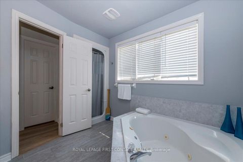 Photo 23 at 26 Kenwell Crescent, Holly, Barrie