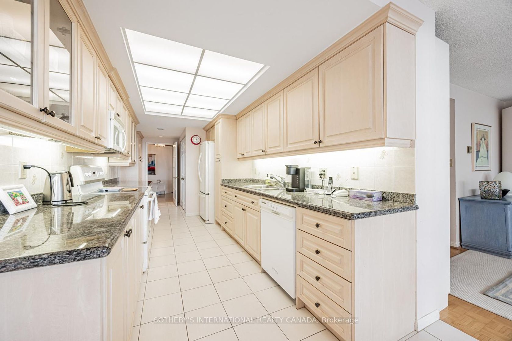 Photo 10 at 2503 - 85 Skymark Drive, Hillcrest Village, Toronto Photo 10 at 2503 - 85 Skymark Drive, Hillcrest Village, Toronto