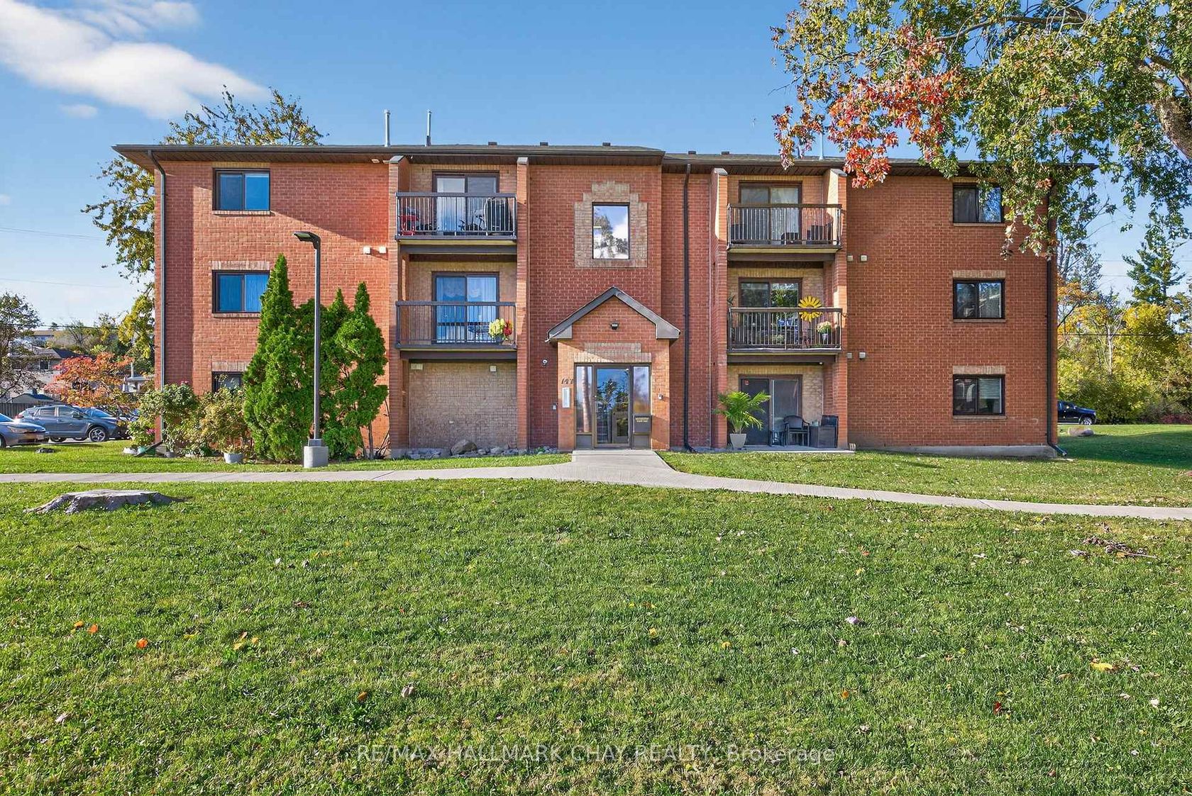 G9 - 147 Edgehill Drive, Letitia Heights, Barrie photo 4