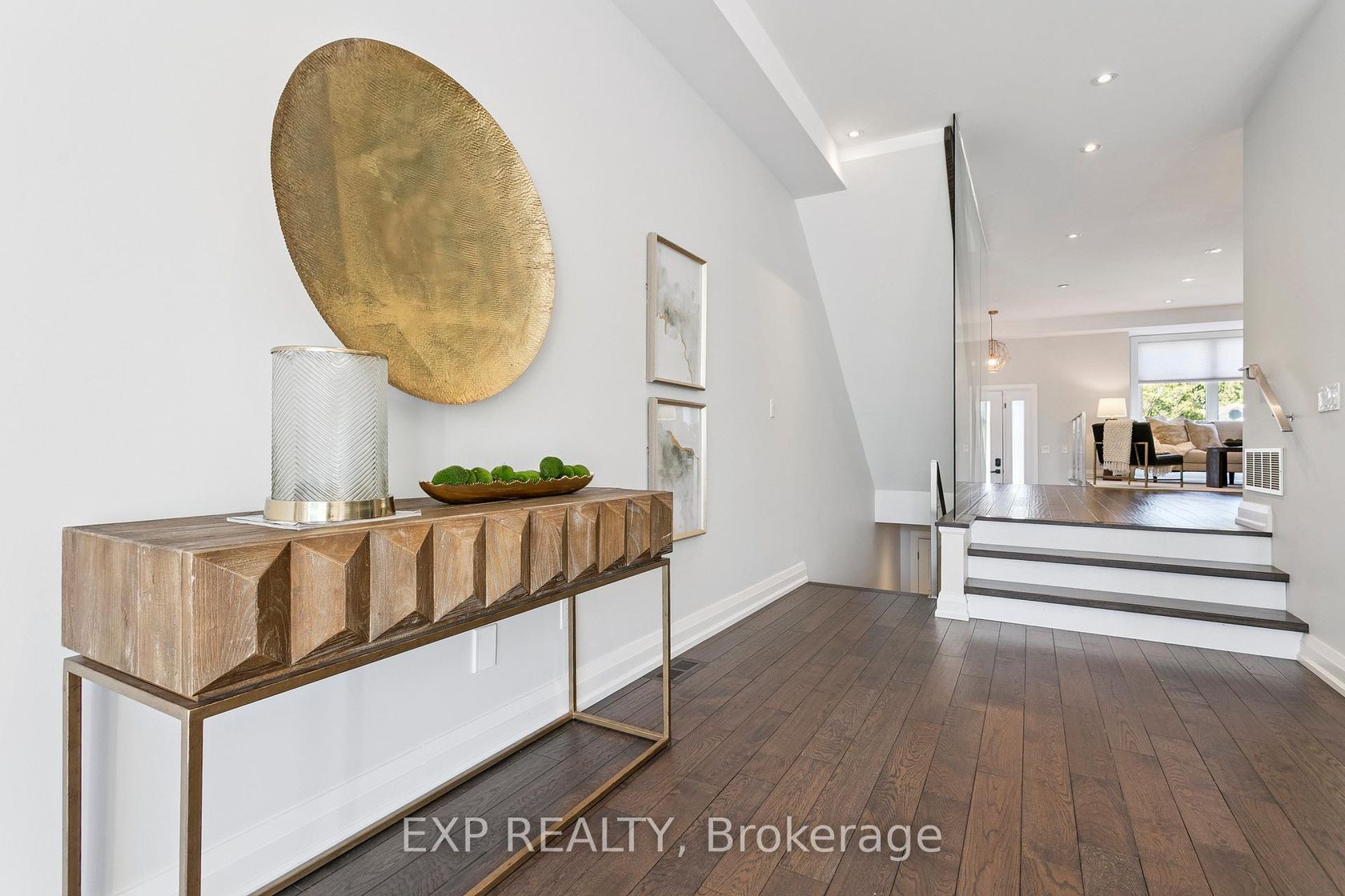 Photo 10 at 105 Twenty Second Street, Long Branch, Toronto Photo 10 at 105 Twenty Second Street, Long Branch, Toronto