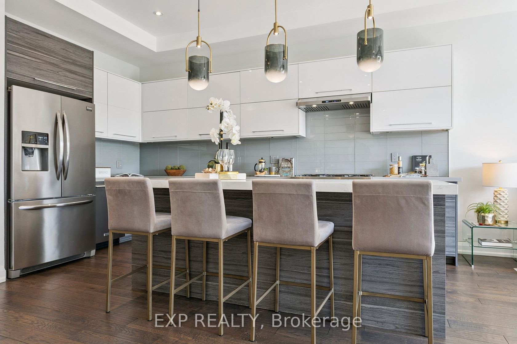 Photo 11 at 105 Twenty Second Street, Long Branch, Toronto Photo 11 at 105 Twenty Second Street, Long Branch, Toronto