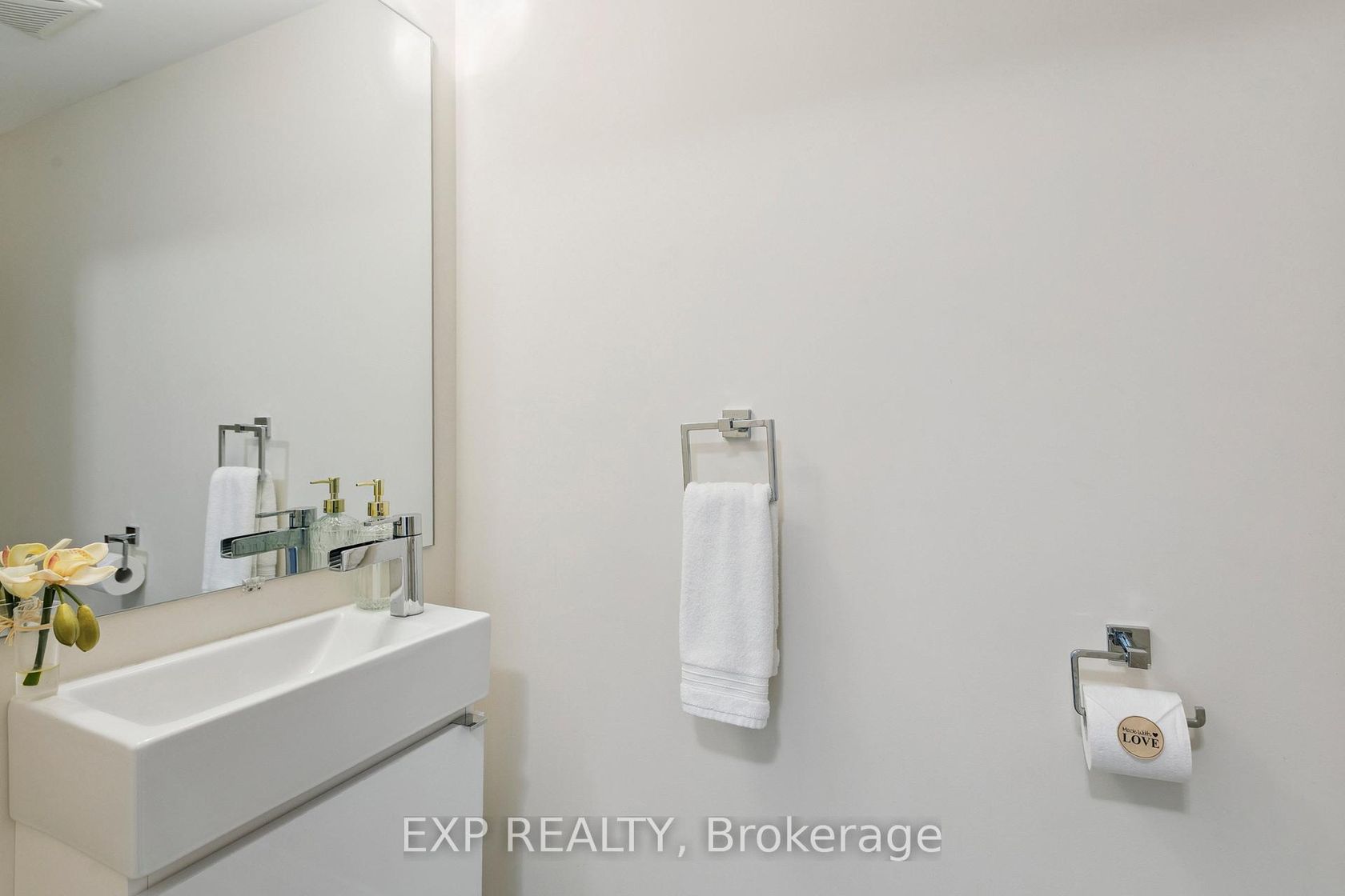 Photo 16 at 105 Twenty Second Street, Long Branch, Toronto Photo 16 at 105 Twenty Second Street, Long Branch, Toronto