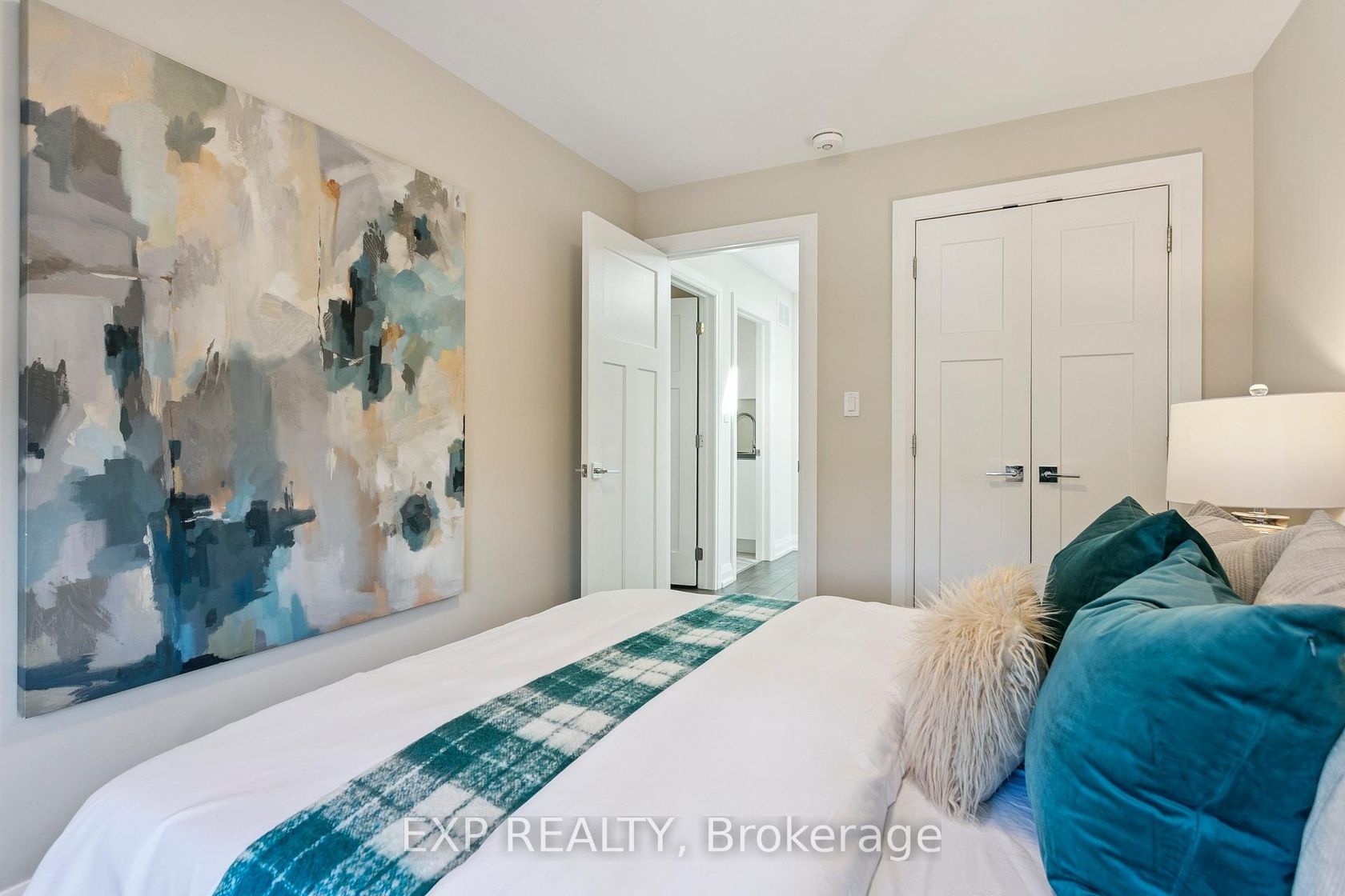 Photo 22 at 105 Twenty Second Street, Long Branch, Toronto Photo 22 at 105 Twenty Second Street, Long Branch, Toronto