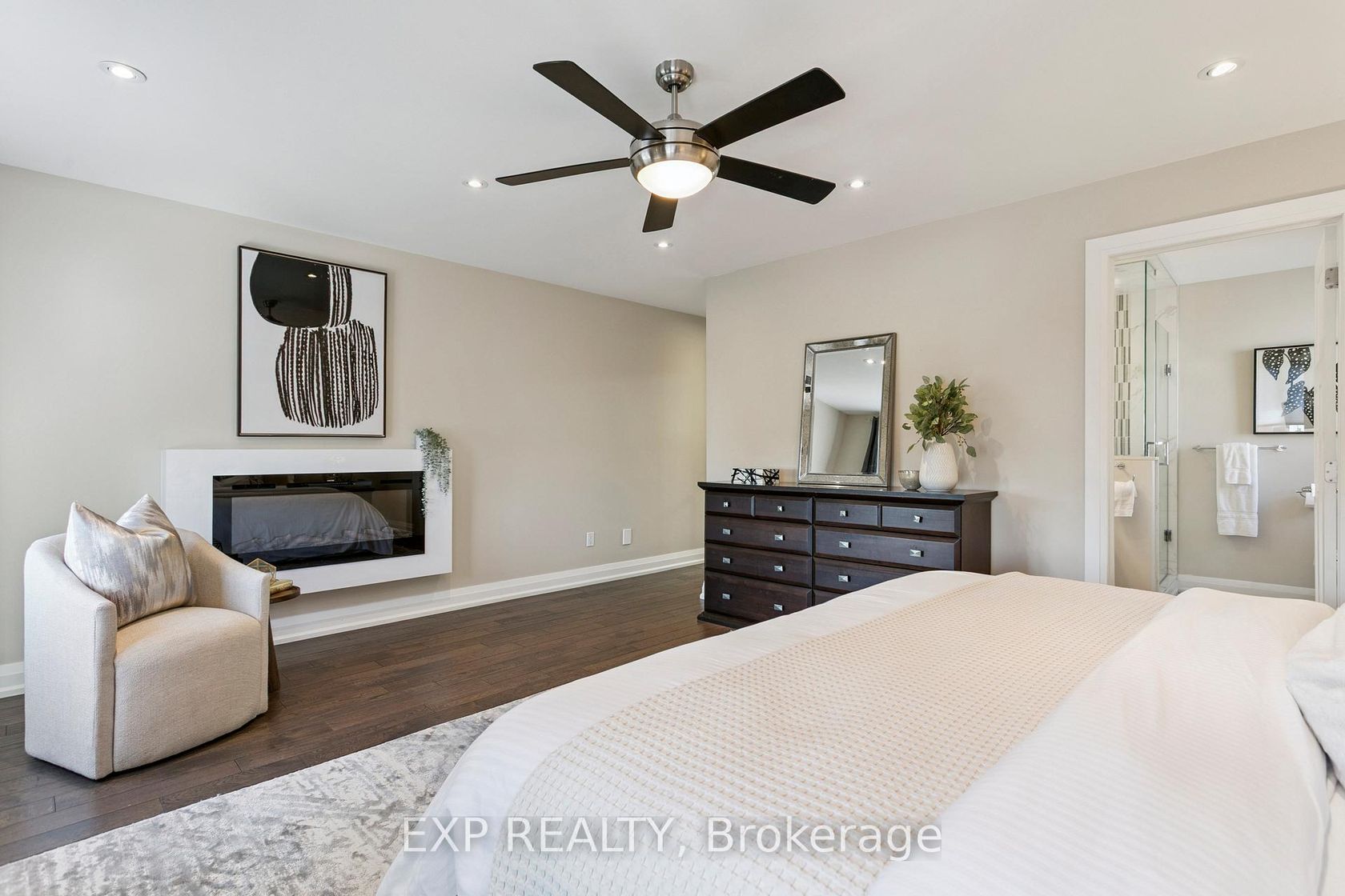 Photo 29 at 105 Twenty Second Street, Long Branch, Toronto Photo 29 at 105 Twenty Second Street, Long Branch, Toronto